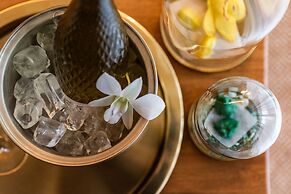 Elcielo Hotel & Restaurant