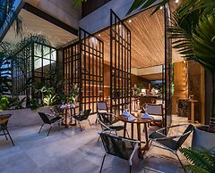 Elcielo Hotel & Restaurant