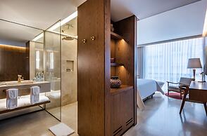 Elcielo Hotel & Restaurant