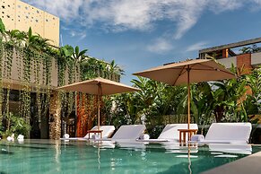 Elcielo Hotel & Restaurant