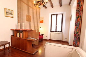 Captivating 4 -bed Apartment in Bellagio Historic