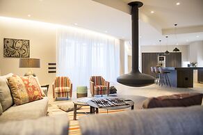 Captivating 5br Pool Villa Close Navarino Golf