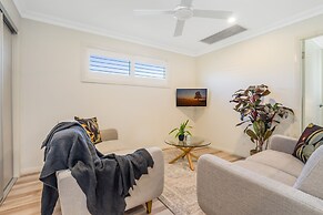 Newcastle Short Stay Apartments - Adamstown Townhouses