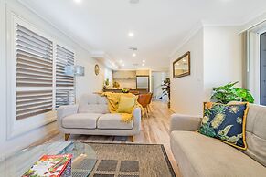 Newcastle Short Stay Apartments - Adamstown Townhouses