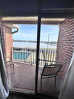 Clarion Pointe on the lake Clarksville-South Hill West