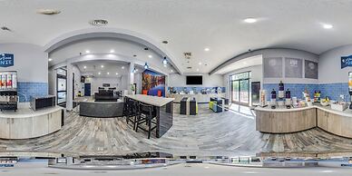 Clarion Pointe on the lake Clarksville-South Hill West