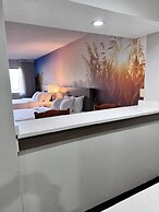 Clarion Pointe on the lake Clarksville-South Hill West