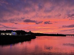 Clarion Pointe on the lake Clarksville-South Hill West