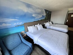 Clarion Pointe on the lake Clarksville-South Hill West