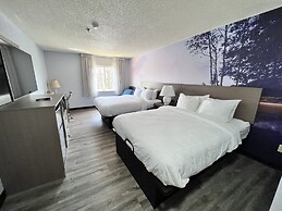 Clarion Pointe on the lake Clarksville-South Hill West