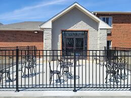 Clarion Pointe on the lake Clarksville-South Hill West