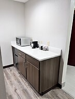 Clarion Pointe on the lake Clarksville-South Hill West