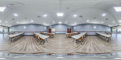 Clarion Pointe on the lake Clarksville-South Hill West