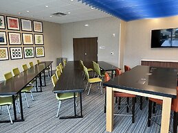 Holiday Inn Express & Suites Tuscaloosa East - Cottondale, an IHG Hote