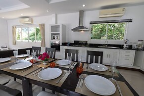 4 Br Private Pool Villa GA