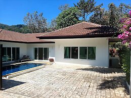 4 Br Private Pool Villa GA