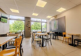 B&B HOTEL Cambrai