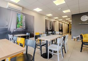 B&B HOTEL Cambrai