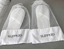 Elisa Seaside Luxury Suite Private hot Tub, Beach