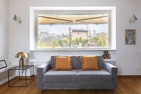 ROMAC - Condotti with terrace