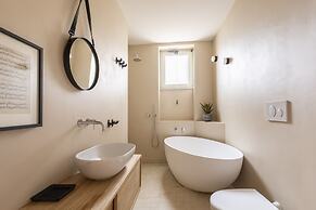 ROMAC - Condotti with terrace