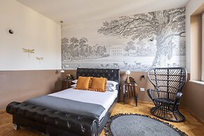 ROMAC - Condotti with terrace