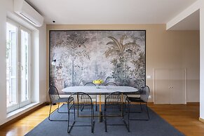 ROMAC - Condotti with terrace