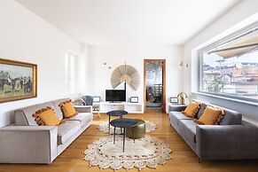 ROMAC - Condotti with terrace