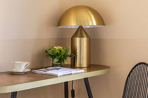 ROMAC - Condotti with terrace