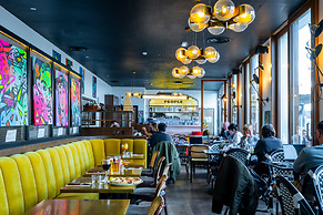 The People - Paris Nation - Hostel