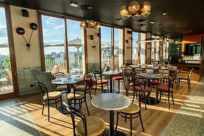 The People - Paris Nation - Hostel