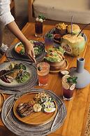 Amber Lombok Beach Resort