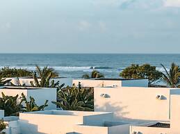 Amber Lombok Beach Resort