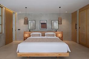 Amber Lombok Beach Resort