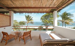 Amber Lombok Beach Resort