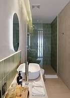 Amber Lombok Beach Resort