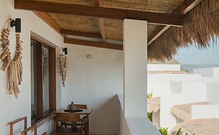 Amber Lombok Beach Resort