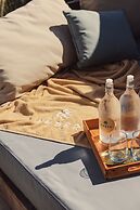 Amber Lombok Beach Resort