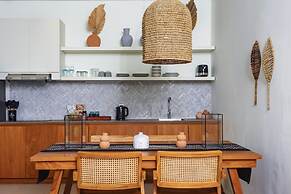 Amber Lombok Beach Resort