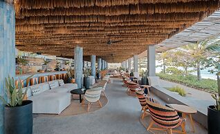 Amber Lombok Beach Resort