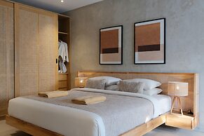 Amber Lombok Beach Resort