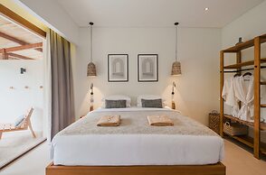 Amber Lombok Beach Resort