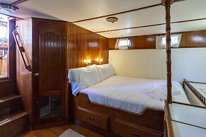 Night on Board Experience Douro