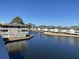 Tilghman Lakes H4 3 Bedroom Condo by RedAwning