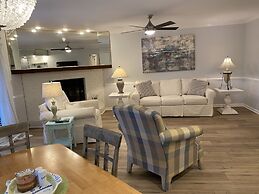 Tilghman Lakes H4 3 Bedroom Condo by RedAwning