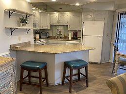 Tilghman Lakes H4 3 Bedroom Condo by RedAwning