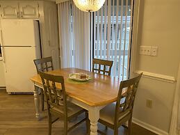 Tilghman Lakes H4 3 Bedroom Condo by RedAwning