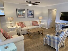 Tilghman Lakes H4 3 Bedroom Condo by RedAwning