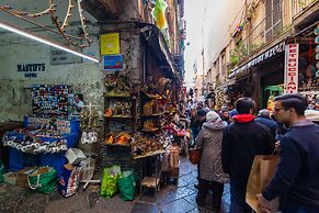 Baubo - S. G. Armeno by Napoliapartments