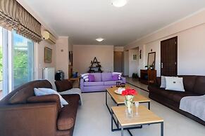 Stunning Comfortable Family House in Chania